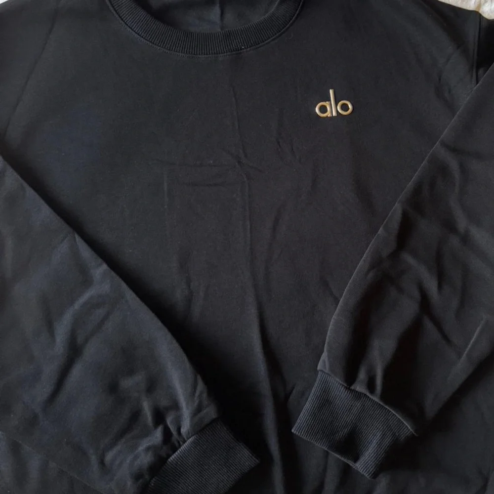 ALO Yoga Black Accolade Sweatshirt Size L - Picture 4 of 4